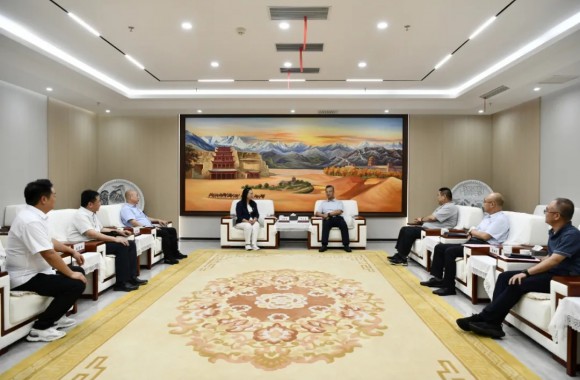 走访交流促合作 凝聚共识谋发展 | 校领导一行实地走访企业深化校企合作