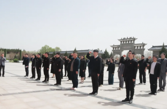 缅怀英烈铸忠魂 砥砺初心担使命 ——我院开展“追寻·2026·清明祭英烈”主题教育活动