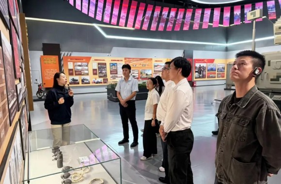 党建动态｜智能信息党支部开展“筑牢强军报国志，勇担数字新使命”主题党日活动