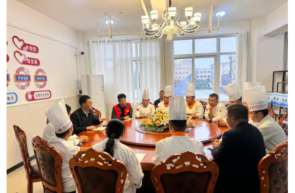 【党建动态】党建赋能传食韵 菊馔匠心庆重阳：烹饪党支部重阳节传统菊馔复原与教学转化”主题党日活动